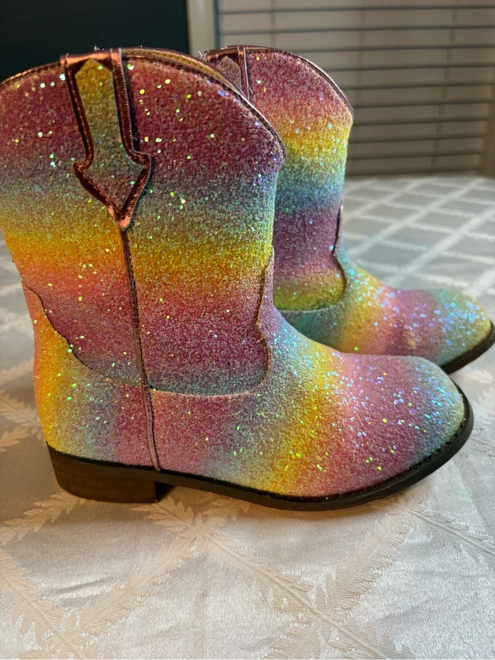 Motasha sparkly rainbow